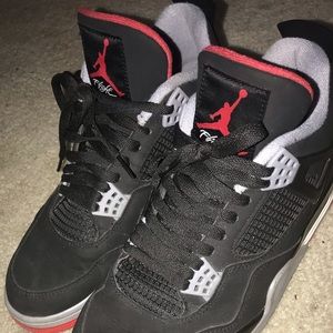 Jordan 4 Breds